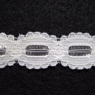 ANTIQUE WHITE DOUBLE EDGE  POLYESTER  LACE 20mm/3/4''  wide  (per metre)